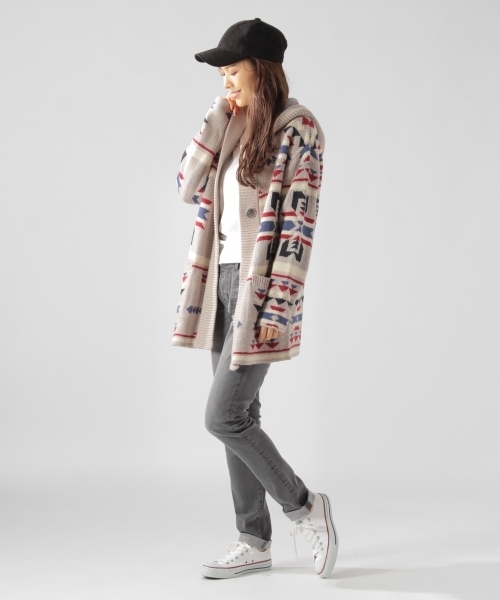 BAYFLOW(ベイフロー)の「フード付きジャガードカーディガン 18AW(カーディガン/ボレロ・レディース・ブラック/ベージュ/ネイビー・SMALL/MEDIUM)」の5枚目の写真