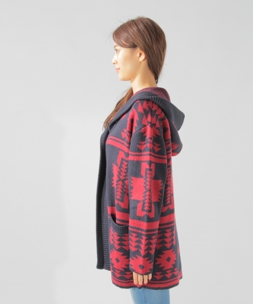 BAYFLOW(ベイフロー)の「フード付きジャガードカーディガン 18AW(カーディガン/ボレロ・レディース・ブラック/ベージュ/ネイビー・SMALL/MEDIUM)」の9枚目の写真