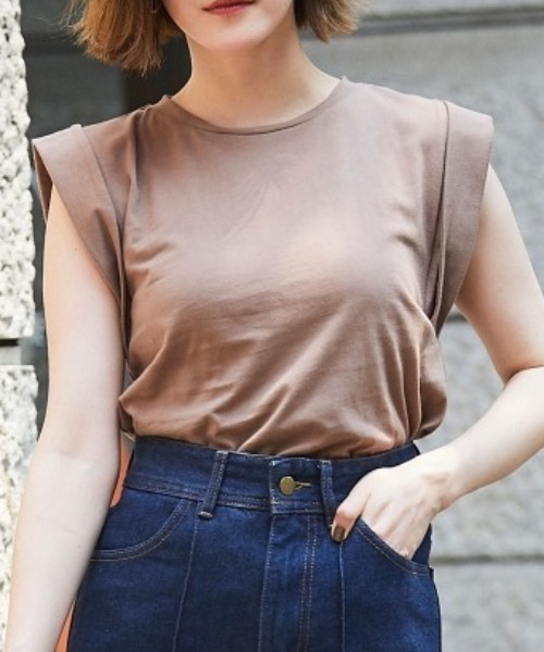 &. NOSTALGIA(アンドドットノスタルジア)の「シンプルカットソーコットンTシャツ(Tシャツ/カットソー・レディース・ブラック/ブラウン/杢グレー/グレイッシュブルー/モカ/ホワイト/ピンク/ミント・M)」の7枚目の写真