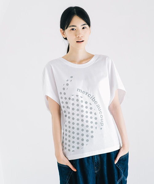 mercibeaucoup,（メルシーボークー）の「S Ｂ：カンマティー（Ｓ）（Tシャツ/カットソー・レディース・ホワイト/グリーン/グレー・01）」の9枚目の写真