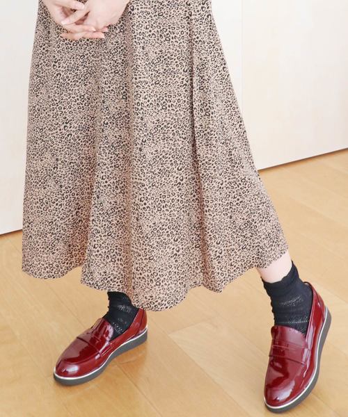 MODE KAORI(モードカオリ)の「【non-no 10月号掲載】シンプルフラットローファー(ローファー・レディース・ブラック/バーガンディー/グレイッシュベージュ/ホワイト/シルバー・22.5cm/23cm/23.5cm/24cm/24.5cm)」の6枚目の写真