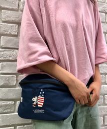 SNOOPY×OLD BETTY'S(�X�k�[�s�[�J�P���I�[���h�x�e�B�[�Y)��SNOOPY Embroidery Body Bag(SURF'S UP)/�X�k�[�s�[ �h�J �{�f�B�o�b�O �E�G�X�g�|�[�` �T�[�t�Y�A�b�v(�{�f�B�o�b�O/�E�G�X�g�|�[�`)