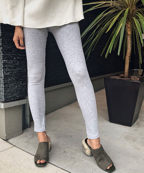 TRUNC（トランクエイティーエイト）の「Side Slit Leggings（レギンス/スパッツ・レディース・ライトグレー/チャコールグレー/ブラック・FREE）」の8枚目の写真