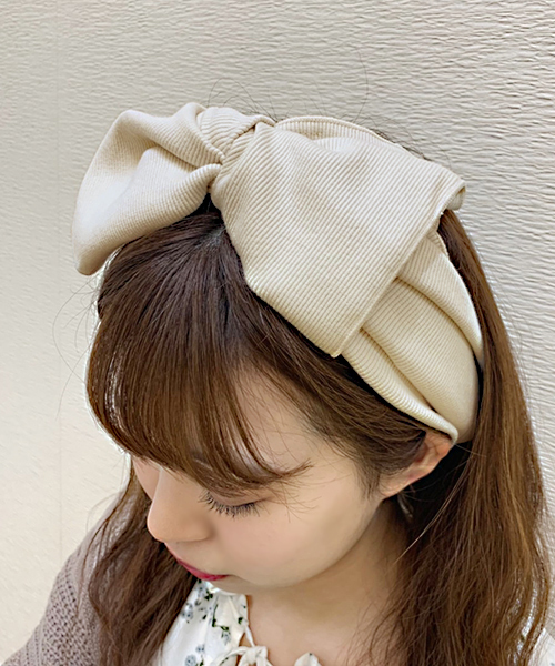 apres jour（アプレジュール）の「【apres jour×ARIAZ】BIGリボンリブターバン（ヘアバンド・レディース・ブラック/アイボリー/モカ/ダークブラウン・FREE）」の17枚目の写真