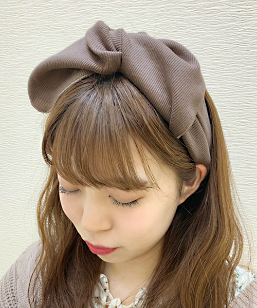 apres jour（アプレジュール）の「【apres jour×ARIAZ】BIGリボンリブターバン（ヘアバンド・レディース・ブラック/アイボリー/モカ/ダークブラウン・FREE）」の11枚目の写真