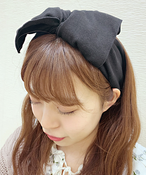apres jour（アプレジュール）の「【apres jour×ARIAZ】BIGリボンリブターバン（ヘアバンド・レディース・ブラック/アイボリー/モカ/ダークブラウン・FREE）」の18枚目の写真