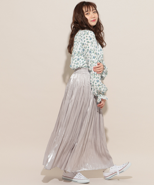 apres jour(アプレジュール)の「キラキラ消しプリーツスカート【ZOZOTOWN限定アイテム】(スカート・レディース・グレイッシュブルー/ブラック/ライトピンク/ライトグレー/ラベンダー/アイボリー・フリー)」の14枚目の写真