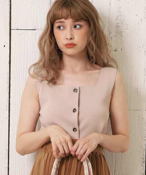 one after another NICE CLAUP（ワンアフターアナザーナイスクラップ）の「ボタンスクエアビスチェ（タンクトップ・レディース・ベージュ/ブラウン/ピンク/アイボリー・FREE）」の3枚目の写真