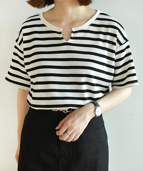 PairPair(ペアペア)の「ボーダー柄ワッフルキーネック5部袖Tシャツ(Tシャツ/カットソー・レディース・ブラック/ベージュ/ライトグリーン・FREE)」の7枚目の写真
