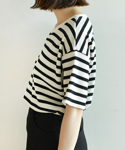 PairPair(ペアペア)の「ボーダー柄ワッフルキーネック5部袖Tシャツ(Tシャツ/カットソー・レディース・ブラック/ベージュ/ライトグリーン・FREE)」の8枚目の写真