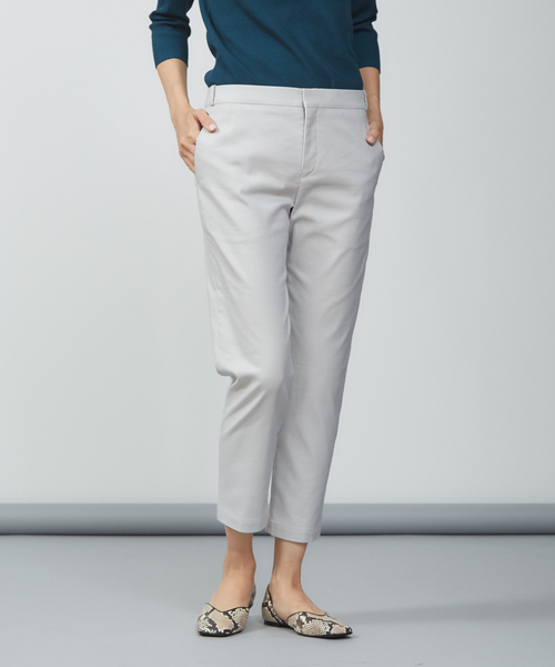 qualite（カリテ）の「クロップドストレッチスリムパンツ（その他パンツ・レディース・ライトグレー/ブラック/グリーン・40/38/36/34）」の3枚目の写真