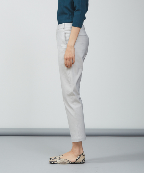 qualite（カリテ）の「クロップドストレッチスリムパンツ（その他パンツ・レディース・ライトグレー/ブラック/グリーン・40/38/36/34）」の5枚目の写真