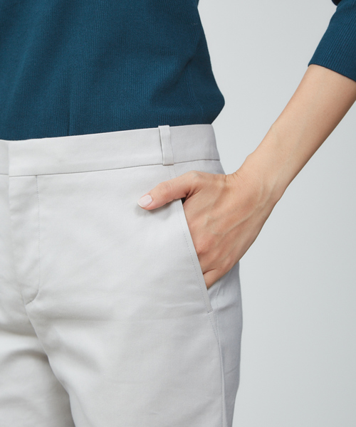 qualite（カリテ）の「クロップドストレッチスリムパンツ（その他パンツ・レディース・ライトグレー/ブラック/グリーン・40/38/36/34）」の9枚目の写真