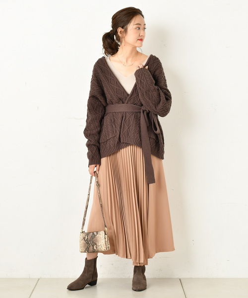 DouDou（ドゥドゥ）の「ケーブルカーディガン（カーディガン/ボレロ・レディース・オフホワイト/ダークブラウン・FREE）」の4枚目の写真