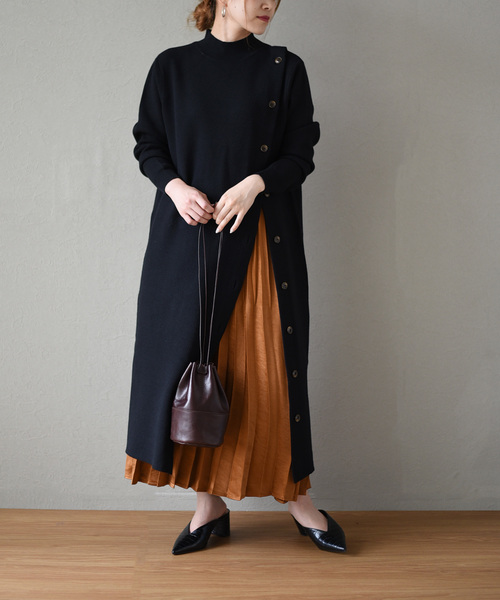 LHELBIE(レルビエ)の「アシメボタンニットワンピース/プチハイネックロング丈ワンピース(ワンピース・レディース・ベージュ/杢グレー/ブラック・M)」の21枚目の写真