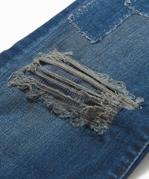 5351 POUR LES HOMMES(ゴーサンゴーイチプールオム)の「コラージュリメイクスキニーデニム(デニムパンツ・メンズ・ブラック/インディゴブルー・46/48/44)」の10枚目の写真