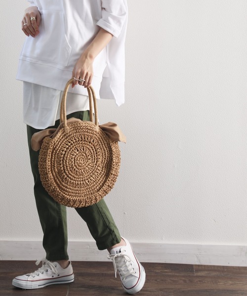 classicalelf（クラシカルエルフ）の「2way無地ラウンド型サークルかごバッグ（かごバッグ・レディース・ナチュラル・ONE SIZE）」の14枚目の写真
