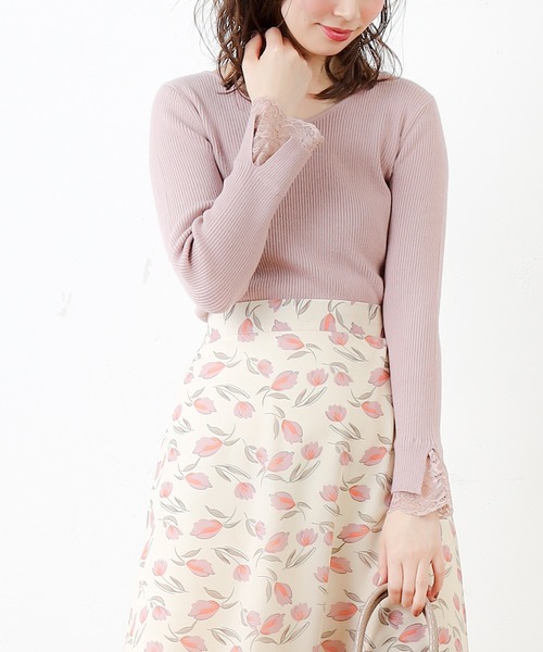 natural couture(ナチュラルクチュール)の「前後2WAY袖レースリブニット(ニット/セーター・レディース・サックスブルー/ピンク/アイボリー/モカ/ピンクベージュ・FREE)」の4枚目の写真