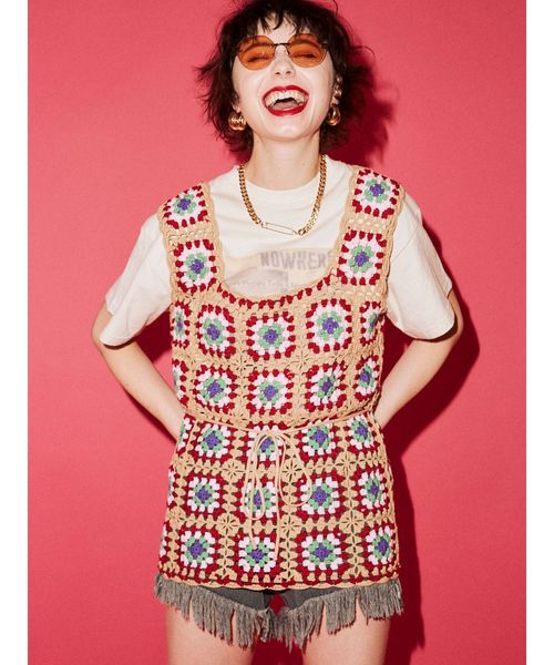 jouetie(ジュエティ)の「クロシェベスト(ニット/セーター・レディース・ブラック/ベージュ/グリーン・MEDIUM)」の4枚目の写真