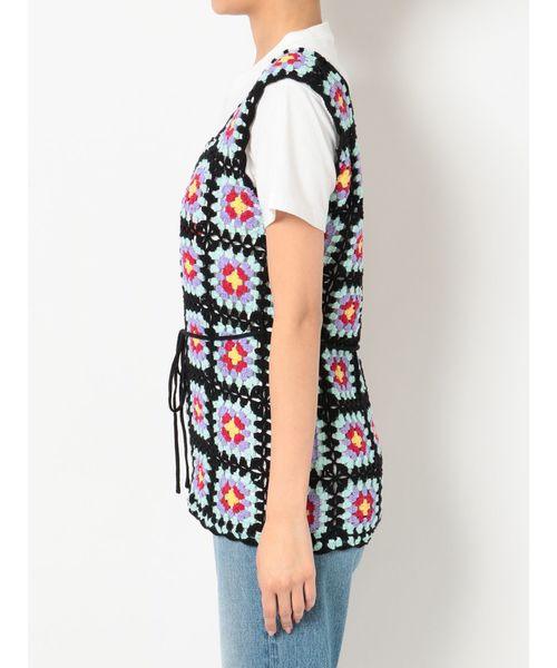 jouetie(ジュエティ)の「クロシェベスト(ニット/セーター・レディース・ブラック/ベージュ/グリーン・MEDIUM)」の13枚目の写真