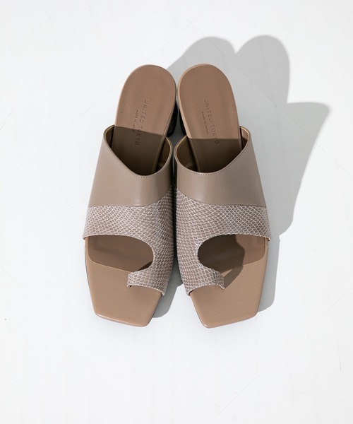 UNITED TOKYO(ユナイテッドトウキョウ)の「アシメデザインサンダル(サンダル・レディース・ブラック/ベージュ・2/1)」の15枚目の写真