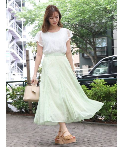 dazzlin（ダズリン）の「キャンディリーフフレアスカート（スカート・レディース・オフホワイト/ブルー/グリーン・FREE）」の7枚目の写真