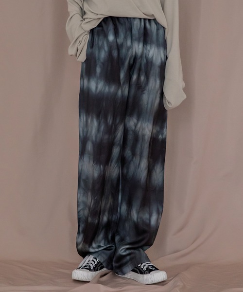 Une タイダイサテンゴムパンツ その他パンツ Mansion Mansion ユヌマンション のファッション Une Made Mansion ユヌマンション のその他パンツ Une セール Une 在庫僅少 の