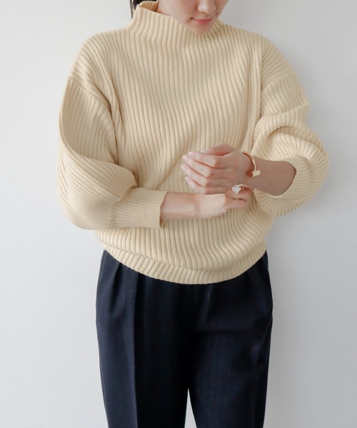 ELFRANK（エルフランク）の「パフスリーブハイネックローゲージリブニットプルオーバー（ニット/セーター・レディース・ブラック/ブラウン/ベージュ/グレー/オフホワイト/グリーン/マスタード/ダークブラウン/ライトグレー・FREE）」の13枚目の写真