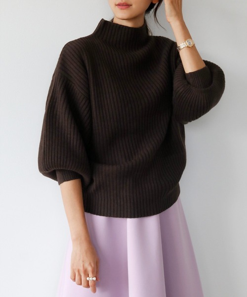 ELFRANK（エルフランク）の「パフスリーブハイネックローゲージリブニットプルオーバー（ニット/セーター・レディース・ブラック/ブラウン/ベージュ/グレー/オフホワイト/グリーン/マスタード/ダークブラウン/ライトグレー・FREE）」の15枚目の写真