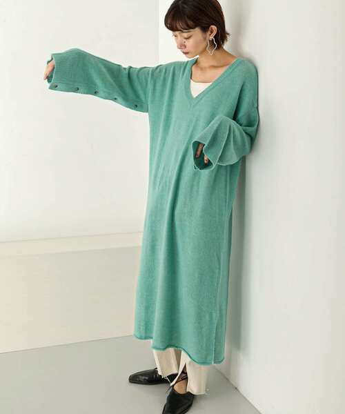 KBF（ケイビーエフ）の「2WAYボタンスリーブニットワンピース∴（ワンピース・レディース・ブルー系その他/ベージュ/イエロー/オフホワイト・ONE）」の14枚目の写真