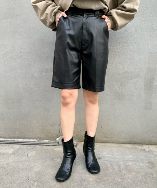 WHO'S WHO gallery（フーズフーギャラリー）の「ボーイショートパンツ（その他パンツ・レディース・ブラック/アイボリー/オフホワイト/ブラック系その他・FREE）」の4枚目の写真