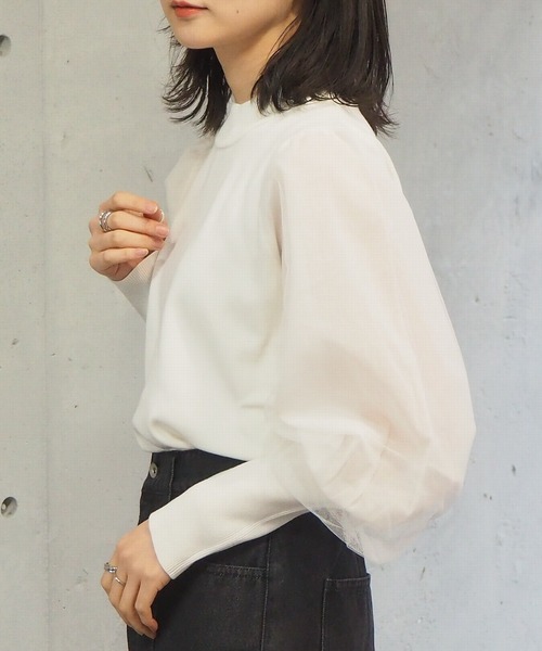tiptop(ティップトップ)の「2021SS 袖チュールハイネックニット(ニット/セーター・レディース・オフホワイト/ブラック/グレー/グリーン・FREE)」の7枚目の写真