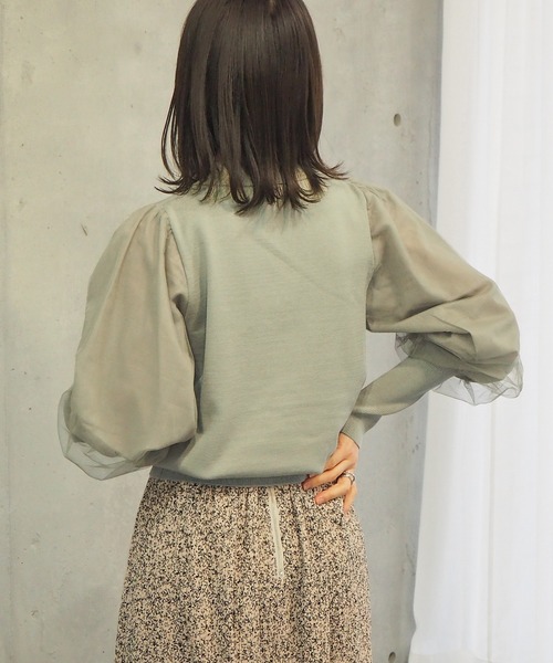 tiptop(ティップトップ)の「2021SS 袖チュールハイネックニット(ニット/セーター・レディース・オフホワイト/ブラック/グレー/グリーン・FREE)」の22枚目の写真