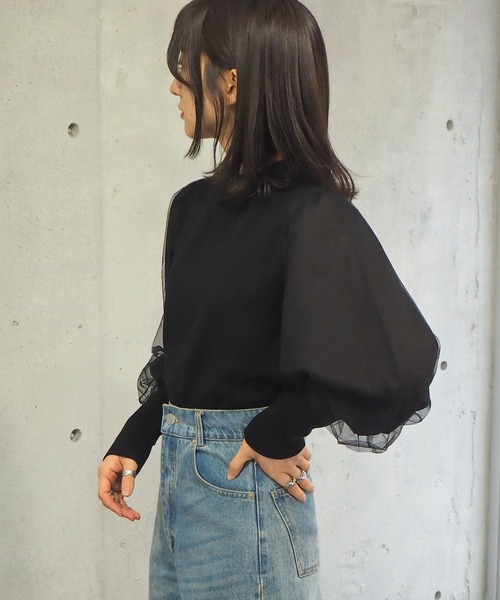tiptop(ティップトップ)の「2021SS 袖チュールハイネックニット(ニット/セーター・レディース・オフホワイト/ブラック/グレー/グリーン・FREE)」の12枚目の写真