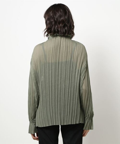 LOWRYS FARM（ローリーズファーム）の「プリーツスタンドフリルブラウス　932990（シャツ/ブラウス・レディース・グリーン/グレー/アイボリー・FREE）」の15枚目の写真
