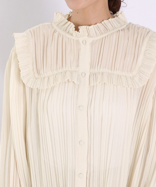 LOWRYS FARM（ローリーズファーム）の「プリーツスタンドフリルブラウス　932990（シャツ/ブラウス・レディース・グリーン/グレー/アイボリー・FREE）」の9枚目の写真