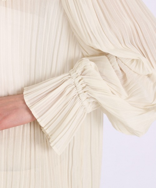 LOWRYS FARM（ローリーズファーム）の「プリーツスタンドフリルブラウス　932990（シャツ/ブラウス・レディース・グリーン/グレー/アイボリー・FREE）」の11枚目の写真