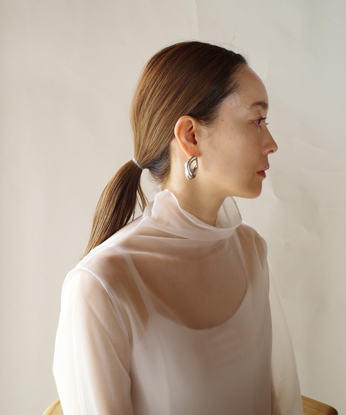 Lemme.(レム)の「【Lemme./レム】シルバー925 / Melty Earrings / ピアス(ピアス(両耳用)・レディース・シルバー・FREE)」の9枚目の写真