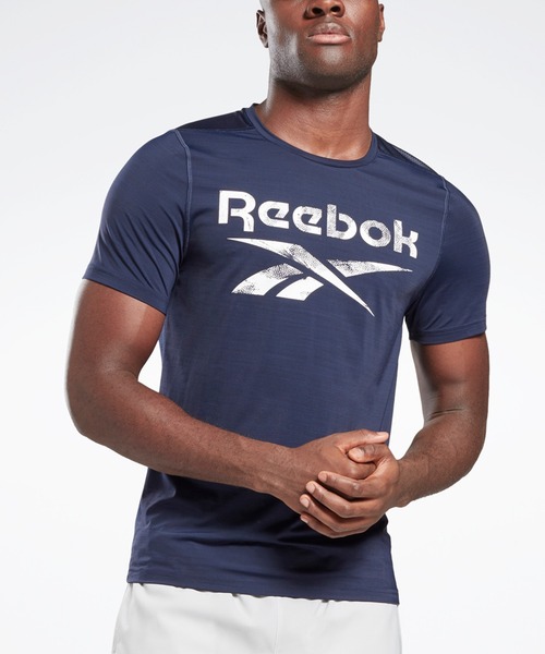 Reebok(リーボック)の「ワークアウト レディ アクティブチル Tシャツ / Workout Ready Activchill T-Shirt(Tシャツ/カットソー・メンズ・ブラック/アクア/ネイビー・LARGE/XX-LARGE/X-LARGE/X-SMALL/SMALL/MEDIUM)」の3枚目の写真