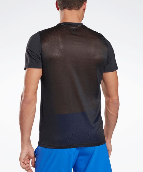 Reebok(リーボック)の「ワークアウト レディ アクティブチル Tシャツ / Workout Ready Activchill T-Shirt(Tシャツ/カットソー・メンズ・ブラック/アクア/ネイビー・LARGE/XX-LARGE/X-LARGE/X-SMALL/SMALL/MEDIUM)」の9枚目の写真