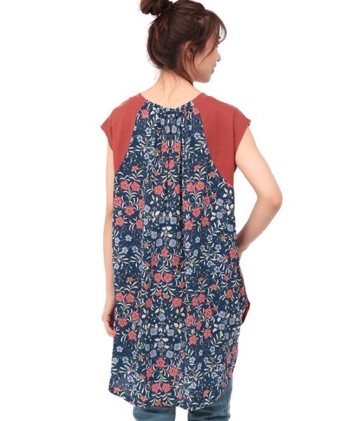 チチカカ（チチカカ）の「バックコンビフレンチチュニック（チュニック・レディース・ブルー/ベージュ/ボルドー・FREE）」の22枚目の写真