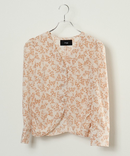 SHEER flow（シアーフロウ）の「【インフルエンサー 森暖奈プロデュースアイテム】Vネック花柄ブラウス（シャツ/ブラウス・レディース・レッド/オフホワイト・FREE）」の19枚目の写真