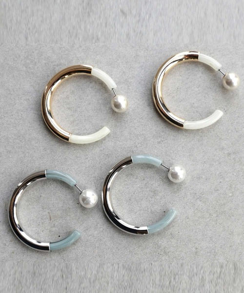 antiqua(アンティカ)の「異素材パールキャッチピアス(ピアス(両耳用)・レディース・シルバー/ゴールド・FREE)」の12枚目の写真