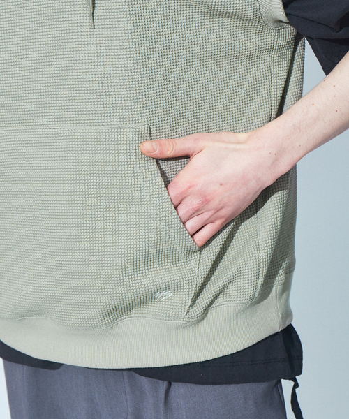 MYSELF ABAHOUSE（マイセルフアバハウス）の「【MYSELF ABAHOUSE】ワッフル ルーズ ノースリーブ プルオーバー パーカー（パーカー・メンズ・ブラック/ネイビー/ライム/ピンクベージュ/ベージュ・フリー）」の14枚目の写真