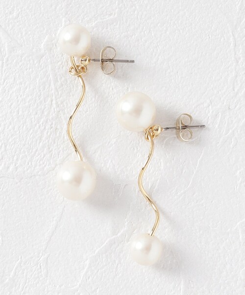 AG by aquagirl（エージーバイアクアガール）の「◆フェイクパールピアス（ピアス（両耳用）・レディース・オフホワイト・00）」の2枚目の写真
