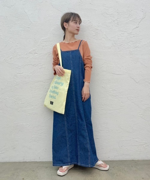 Kastane（カスタネ）の「ハギ入りデニムキャミワンピース（ワンピース・レディース・ブルー/アイボリー・FREE）」の18枚目の写真