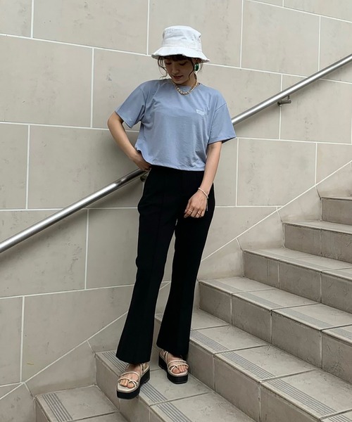 FREE'S MART（フリーズマート）の「カルゼカットソーフレアパンツ（その他パンツ・レディース・ピンク/ブラック/ブルー・SMALL/MEDIUM）」の13枚目の写真