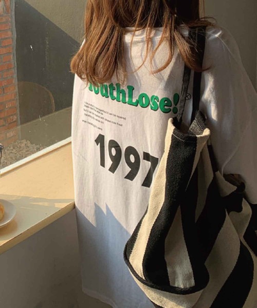 meJane（ミージェーン）の「1997バックプリントロゴビッグシルエットTシャツ【ZOZOTOWN限定】（Tシャツ/カットソー・レディース・ホワイト/グレー・FREE）」の2枚目の写真