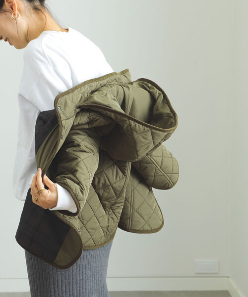 BEAMS HEART(ビームスハート)の「BEAMS HEART / キルティング フードブルゾン(ブルゾン・レディース・ベージュ/ネイビー/オリーブ・SMALL/MEDIUM/LARGE)」の16枚目の写真