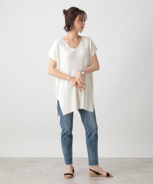 Ezick（エジック）の「【セットアップ】リブVネックベスト（Tシャツ/カットソー・レディース・ホワイト/ブラック・FREE）」の9枚目の写真